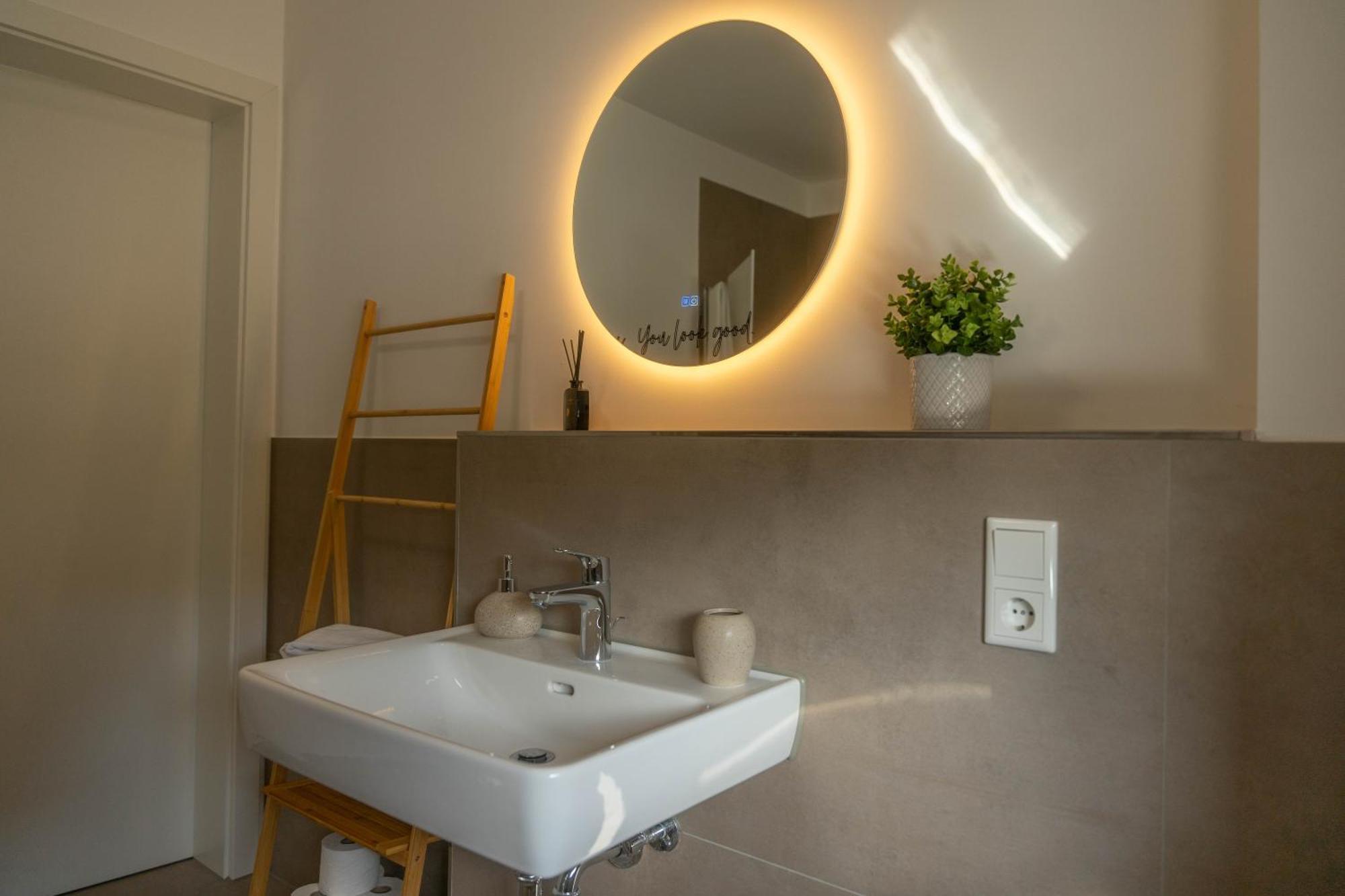 Hama Design Homes Paderborn 4 Apartments Luaran gambar